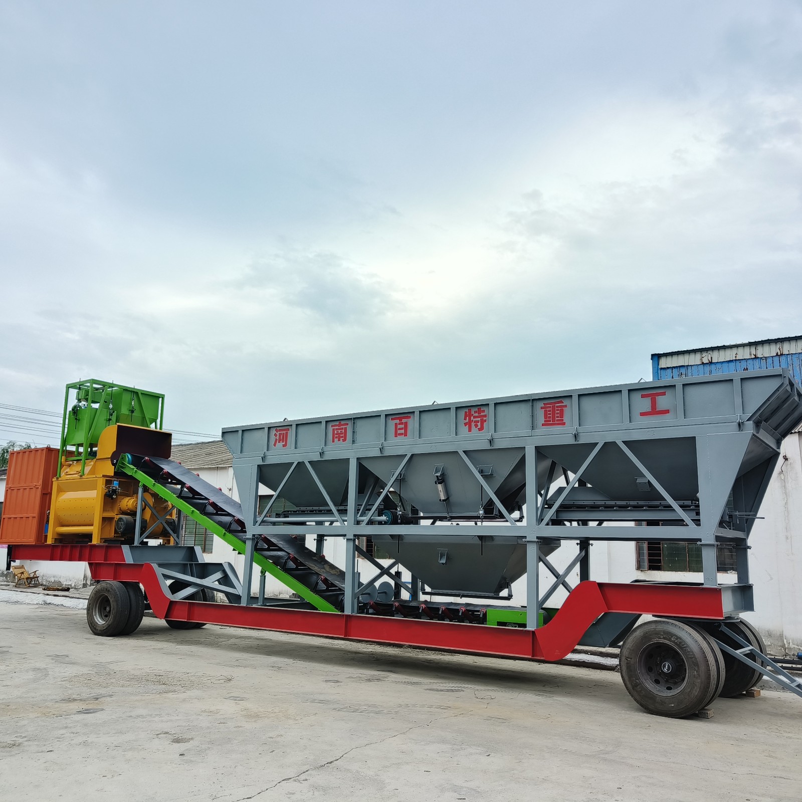 YC90型低出口移动强制式搅拌站